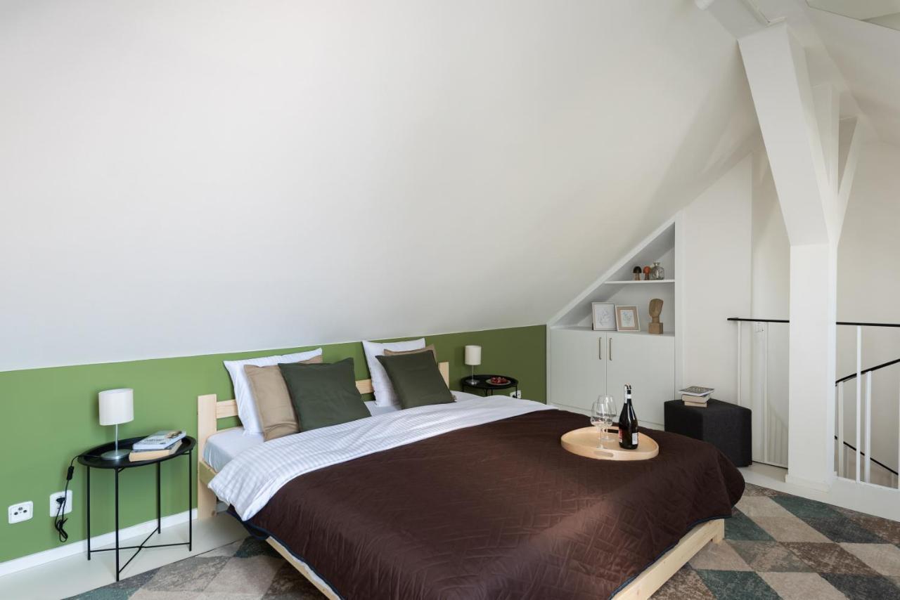 Apartment Duplex In On Mala Stepanska Prague